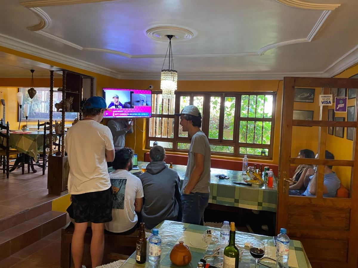 La Casa De Zarela Hotel Уарас Екстериор снимка